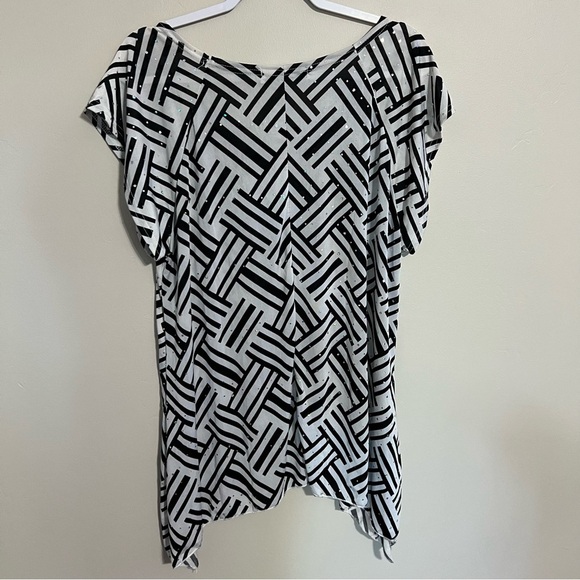 Second Skin NYC Black and White Sequin Top - Picture 6 of 7